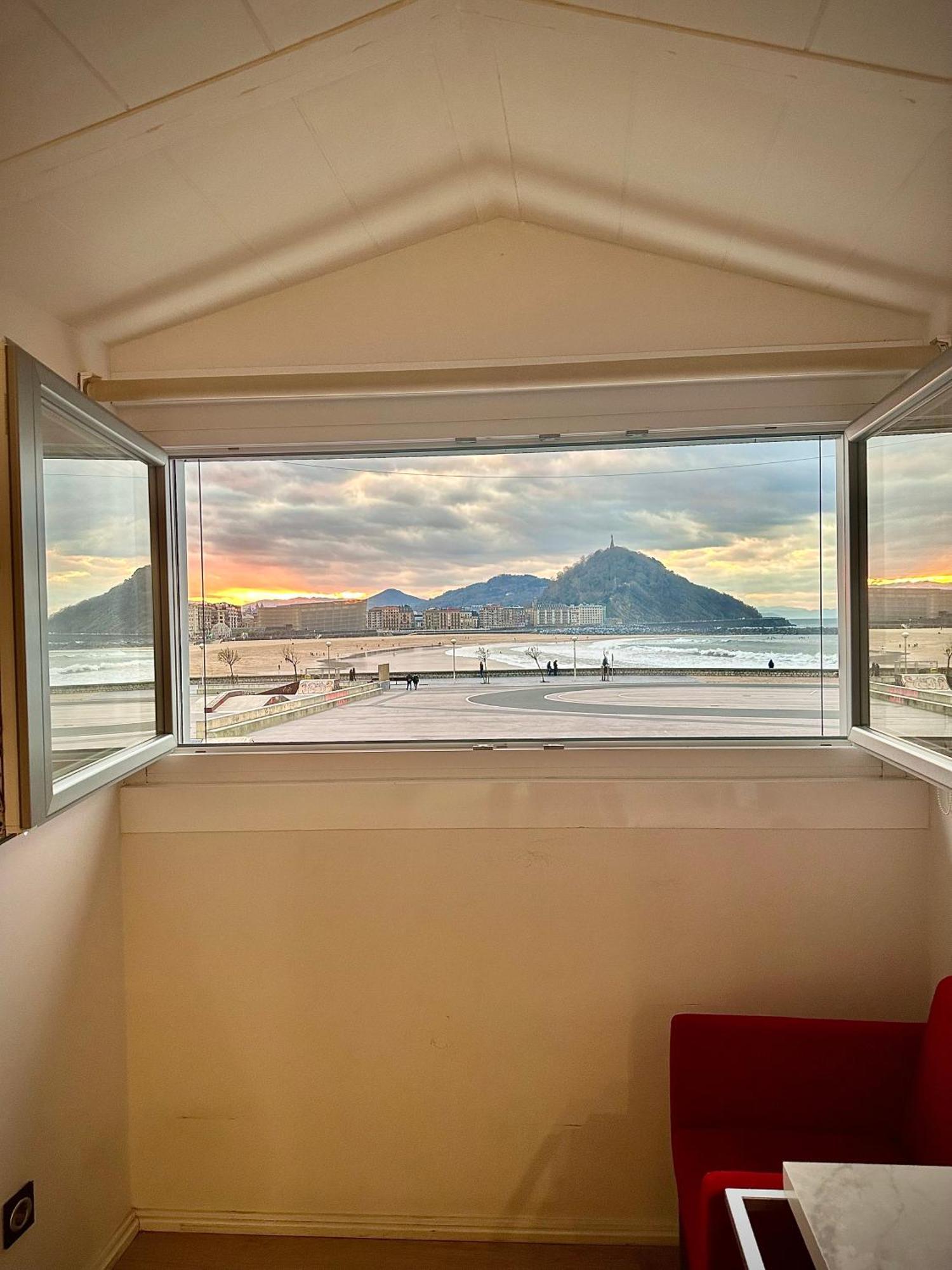 Hotel Punta Monpas Сан-Себастьян Экстерьер фото